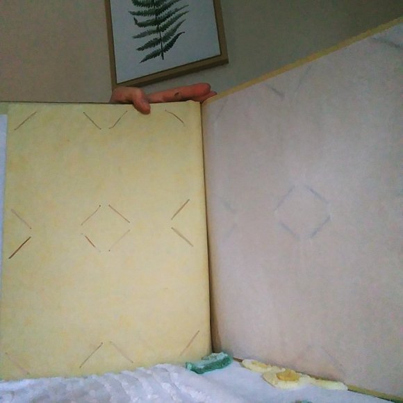 Vintage Handcrafted Banana Leaf 'MAUI' scrapbooking Album - Picture 4 of 6
